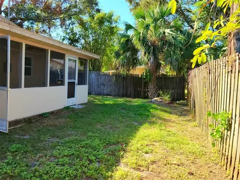 904 37th Street W Bradenton FL 34205