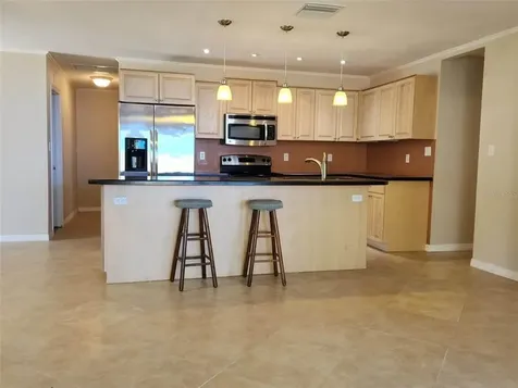 904 37th Street W Bradenton FL 34205