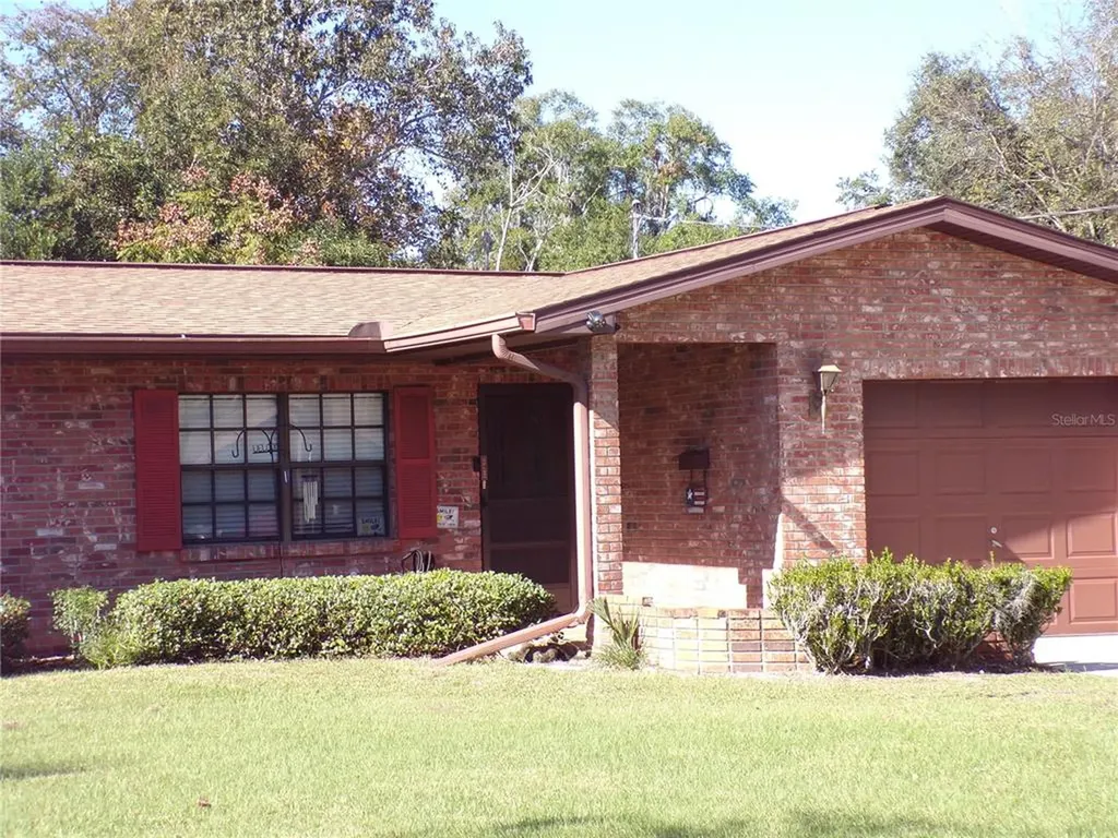 1303 Floradel Avenue Leesburg FL 34748