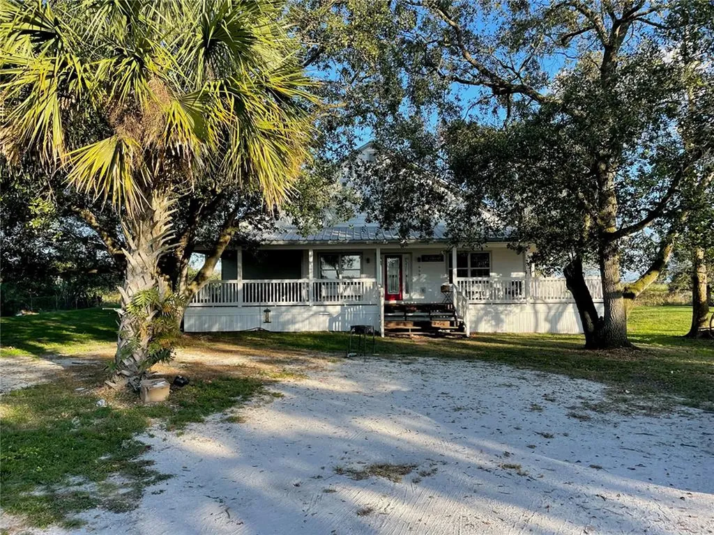939 NW 160th Street Okeechobee FL 34972
