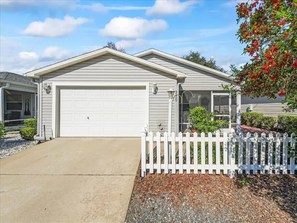 3459 Amelia Avenue The Villages FL 32162