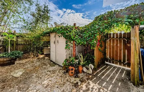 7701 Citrus Field Court Tampa FL 33625