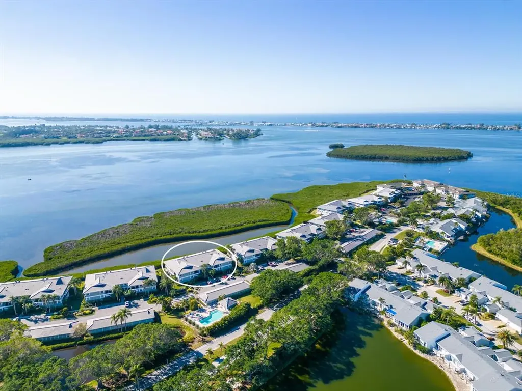 1245 Edgewater Circle Bradenton FL 34209