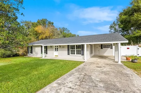 37237 Nicole Avenue Zephyrhills FL 33541