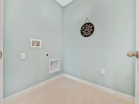 102 Coconut Grove Way Kissimmee FL 34758