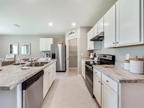 102 Coconut Grove Way Kissimmee FL 34758