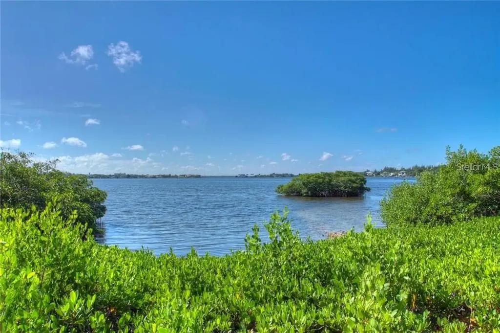 1622 Stickney Point Road Sarasota FL 34231