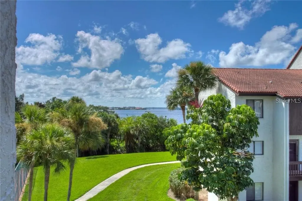 1622 Stickney Point Road Sarasota FL 34231