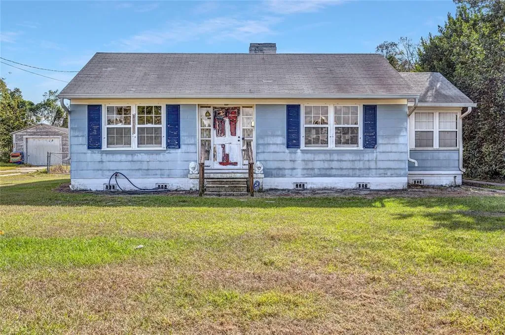 908 Avenue H NE Winter Haven FL 33881