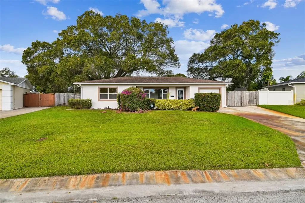 1771 65th Avenue N St Petersburg FL 33702