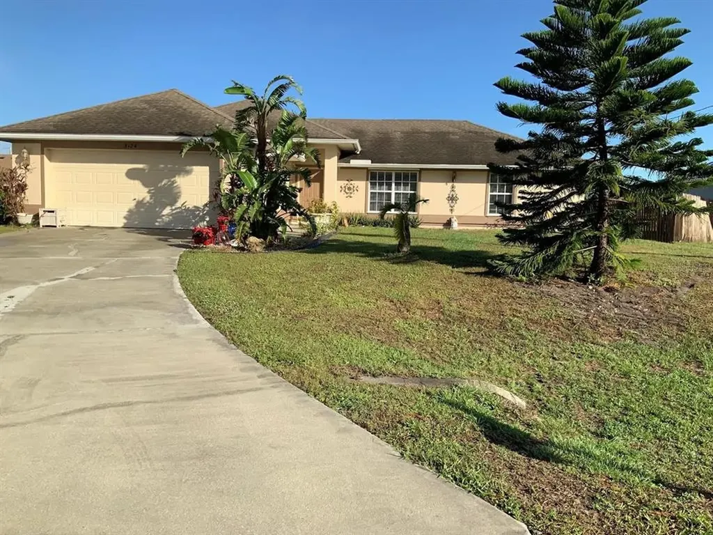 3124 37th Street SW Lehigh Acres FL 33976