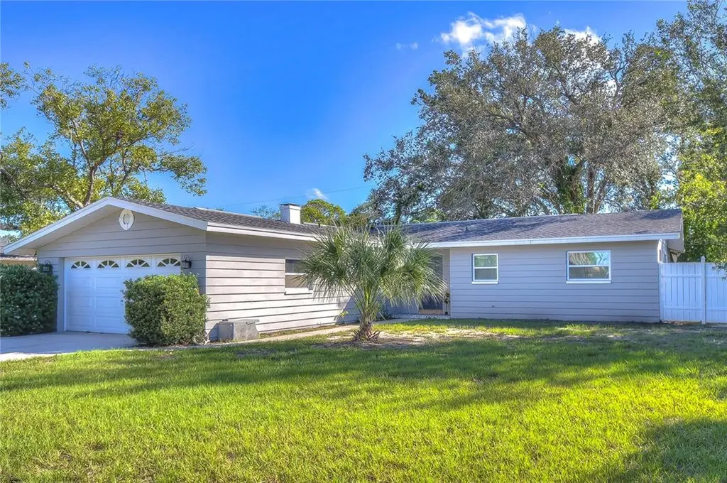 2510 Pinellas Point Drive S St Petersburg FL 33712