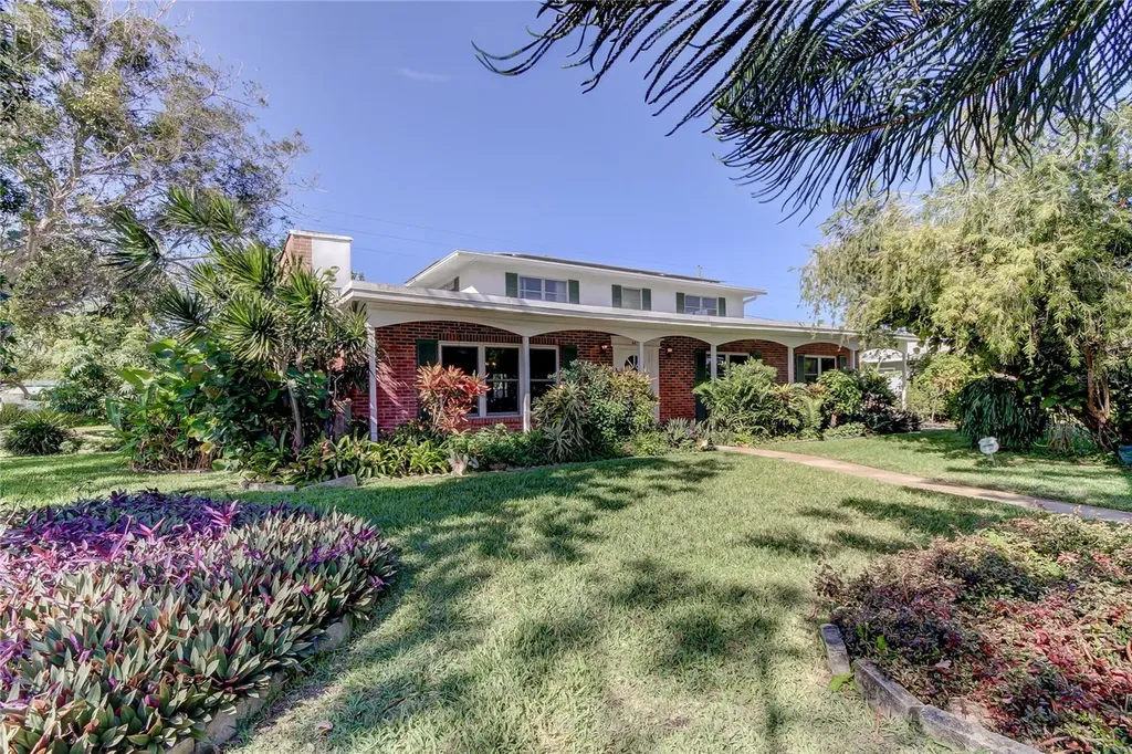 6895 Colony Drive S St Petersburg FL 33705