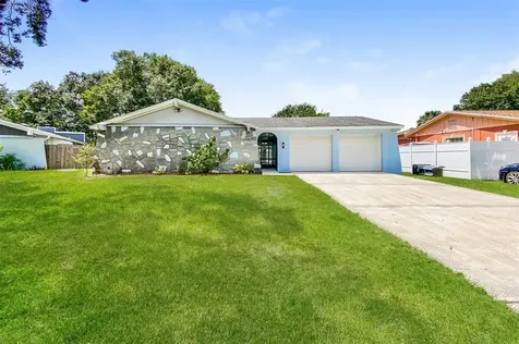 7004 Applewood Court Tampa FL 33615