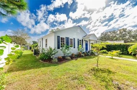 3533 16th Street N St Petersburg FL 33704