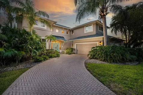 1198 Gasparilla Drive NE St Petersburg FL 33702