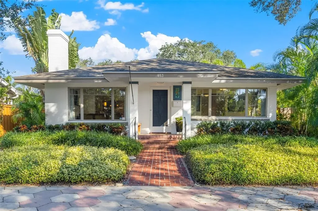 853 21st Avenue N St Petersburg FL 33704