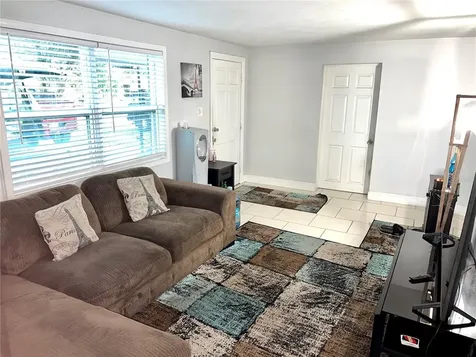 3826 Beechwood Boulevard Tampa FL 33619