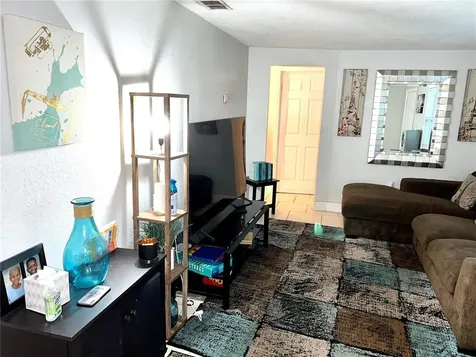 3826 Beechwood Boulevard Tampa FL 33619