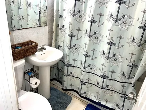 3826 Beechwood Boulevard Tampa FL 33619