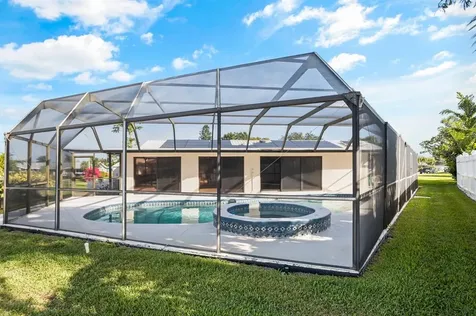 1398 52nd Avenue NE St Petersburg FL 33703