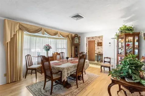 1398 52nd Avenue NE St Petersburg FL 33703