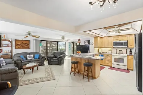1398 52nd Avenue NE St Petersburg FL 33703