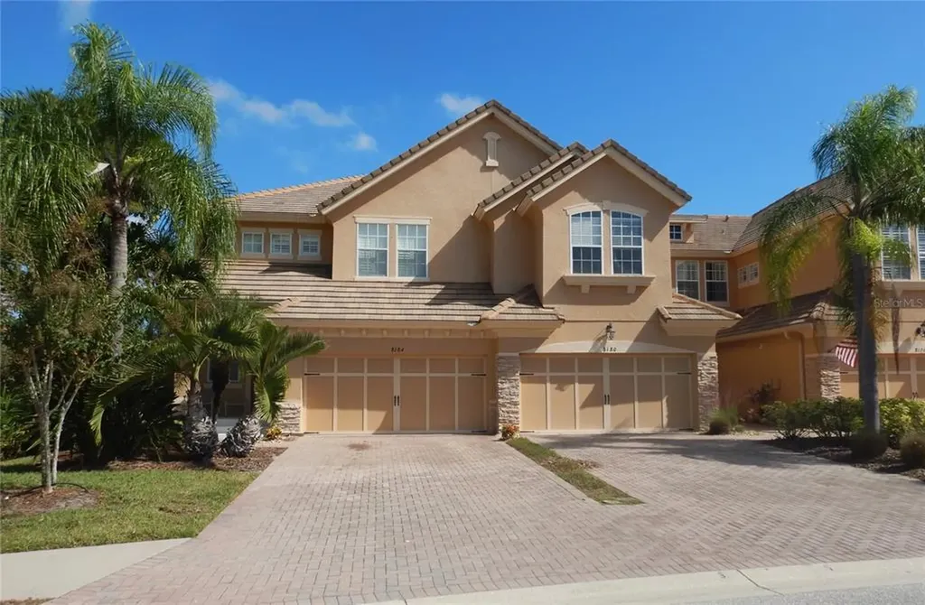 8180 Villa Grande Court Sarasota FL 34243