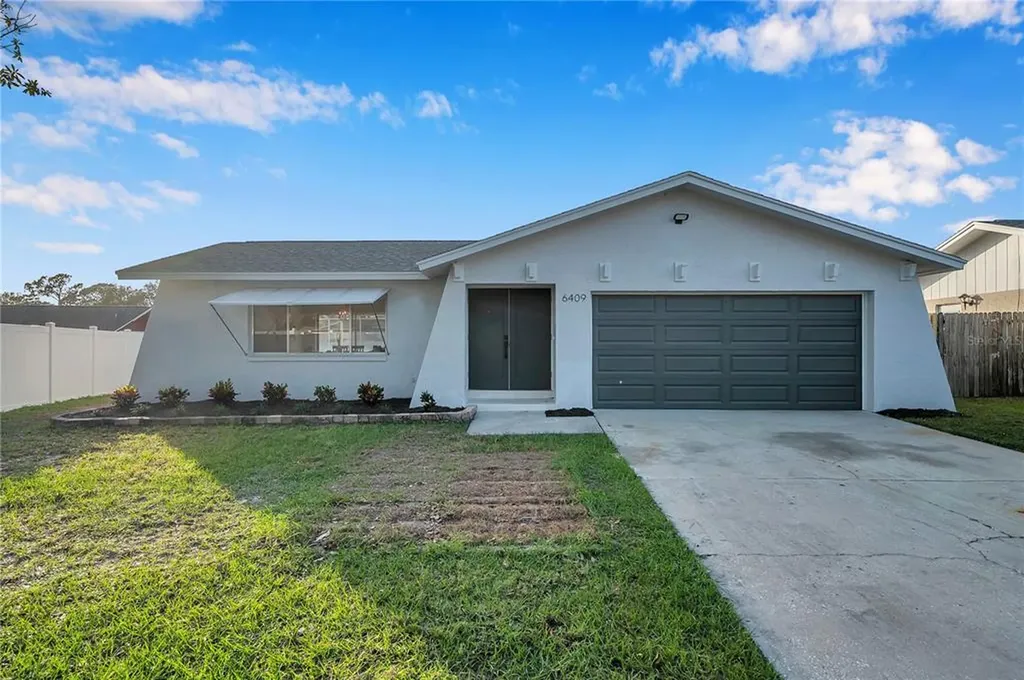 6409 Friendship Drive Sarasota FL 34241