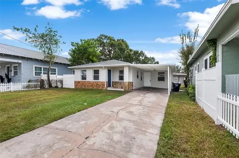 2520 W Saint John Street Tampa FL 33607