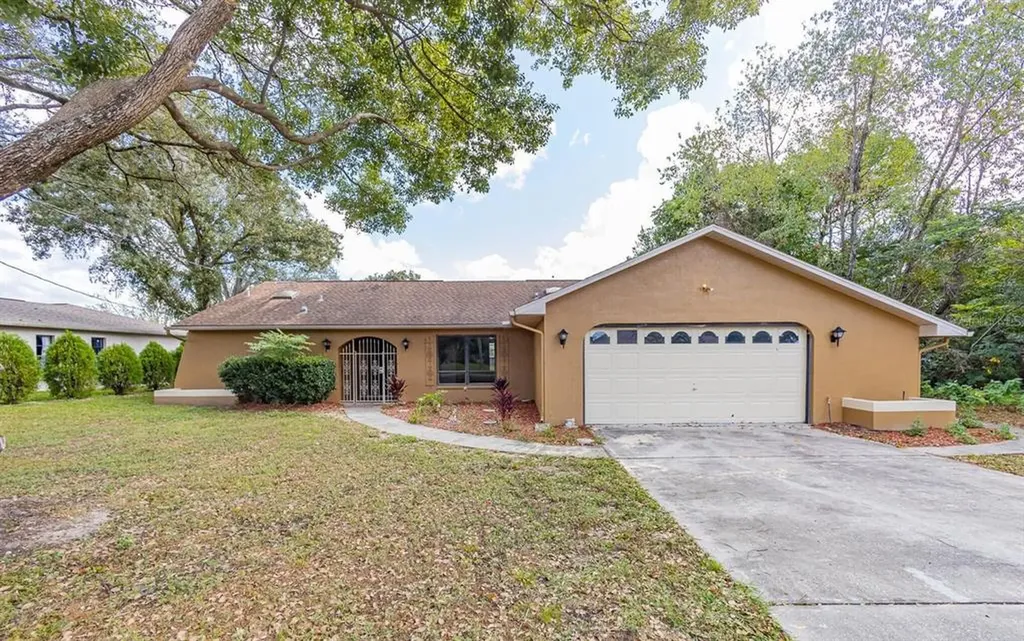 3078 Fisher Avenue Spring Hill FL 34609