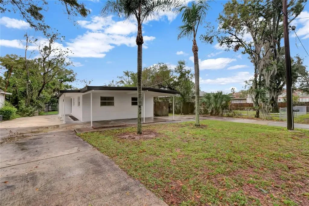 3007 N 39th Street Tampa FL 33605