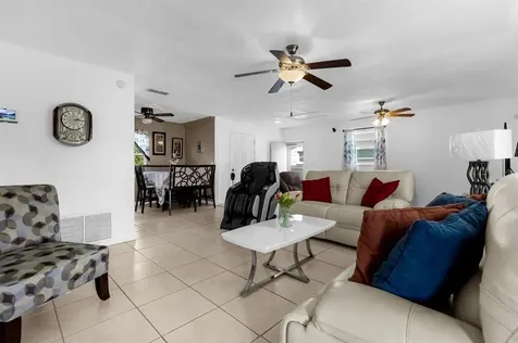 8245 Cyers Lane Orlando FL 32822