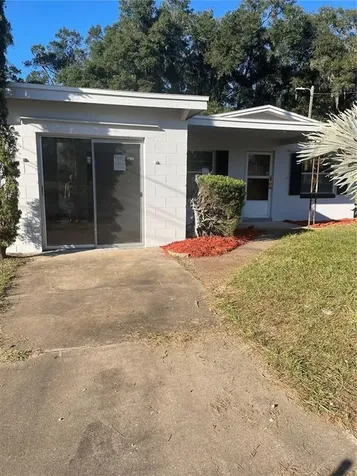 709 W Mansfield Street Deland FL 32720