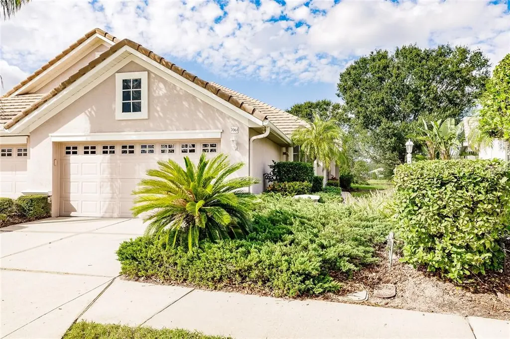 7061 Woodmore Terrace Lakewood Ranch FL 34202