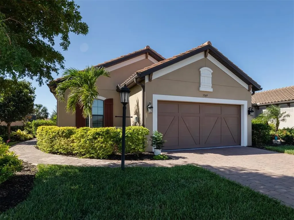 5369 Manchini Street Sarasota FL 34238