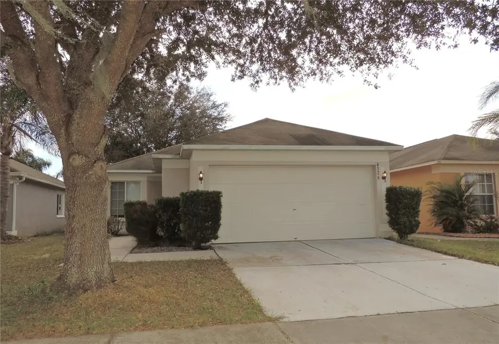 4326 Country Hills Boulevard Plant City FL 33563