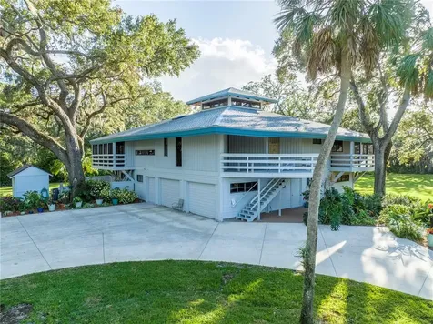 4588 Hadfield Drive Sarasota FL 34235