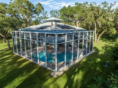 4588 Hadfield Drive Sarasota FL 34235