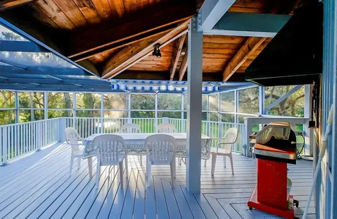 4588 Hadfield Drive Sarasota FL 34235