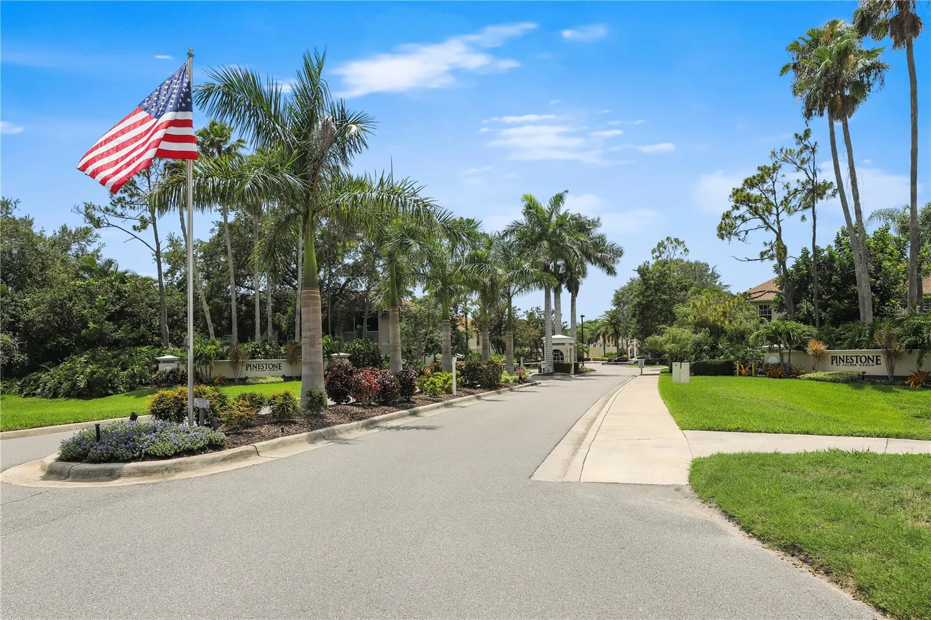 8370 Wingate Drive Sarasota FL 34238