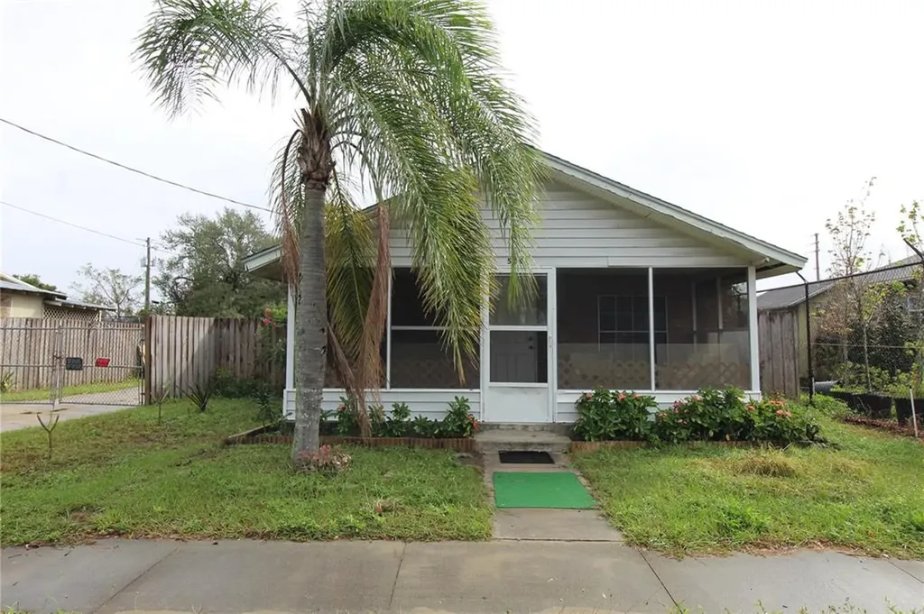 509 Pine Street Auburndale FL 33823