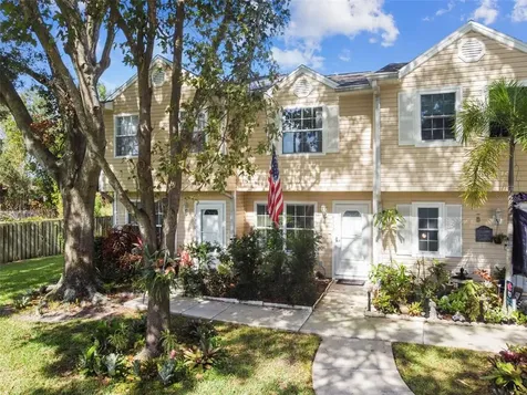8552 J R Manor Drive Tampa FL 33634