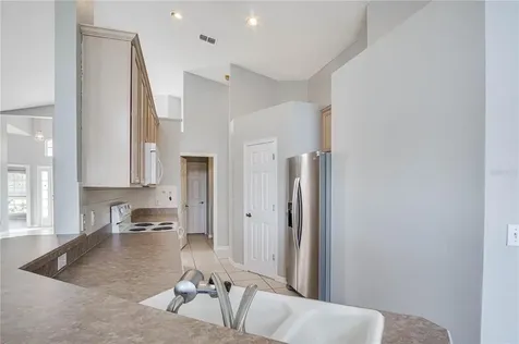 401 Canary Island Court Orlando FL 32828