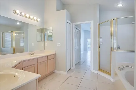 401 Canary Island Court Orlando FL 32828