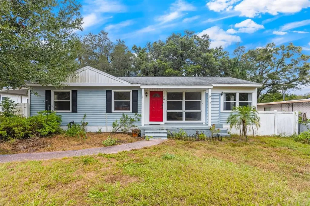 1707 W Perdiz Street Tampa FL 33612
