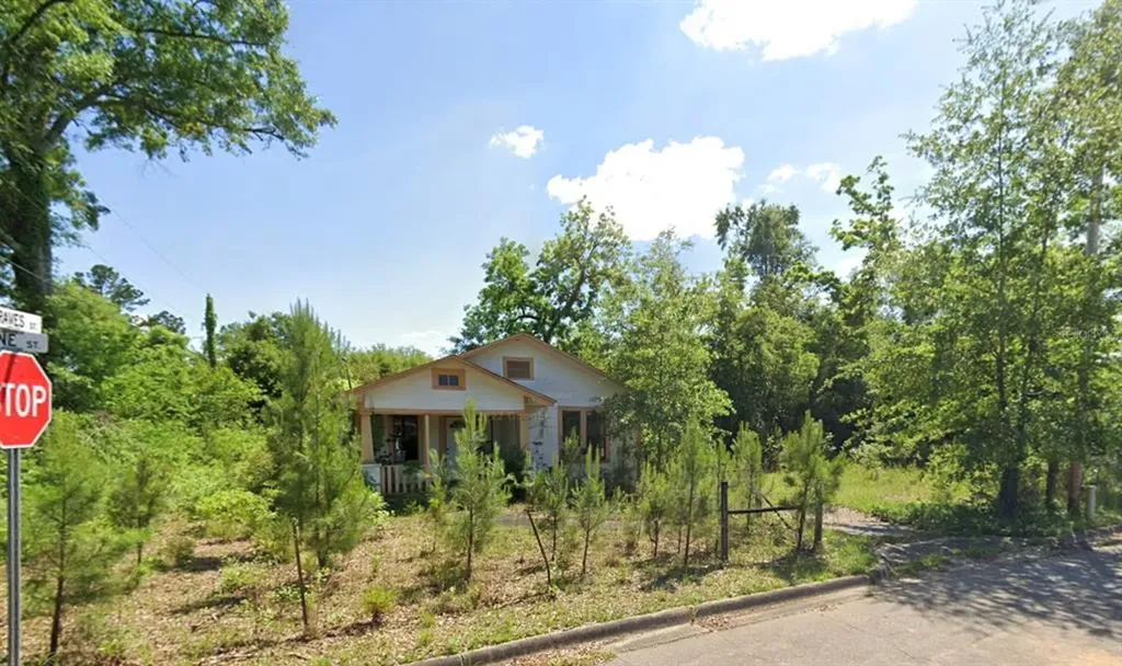 4213 Pine Street Marianna FL 32448