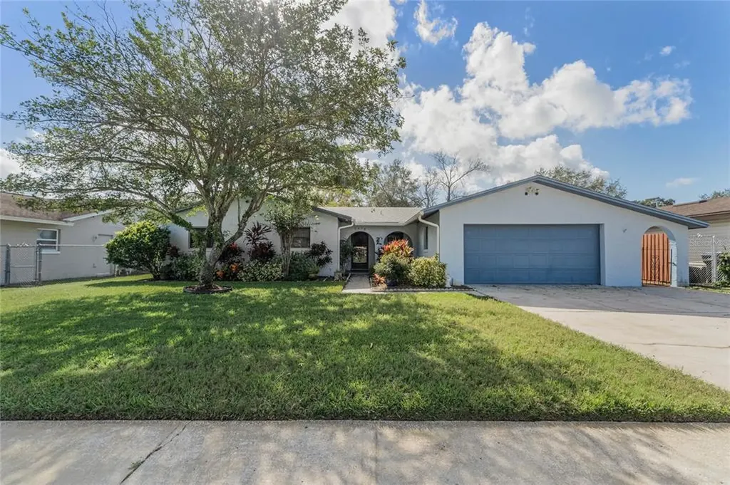 7476 Wayland Boulevard Orlando FL 32807