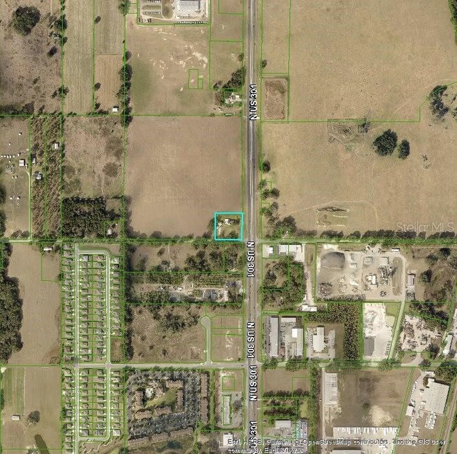 10038 N Us Highway 301 Oxford FL 34484