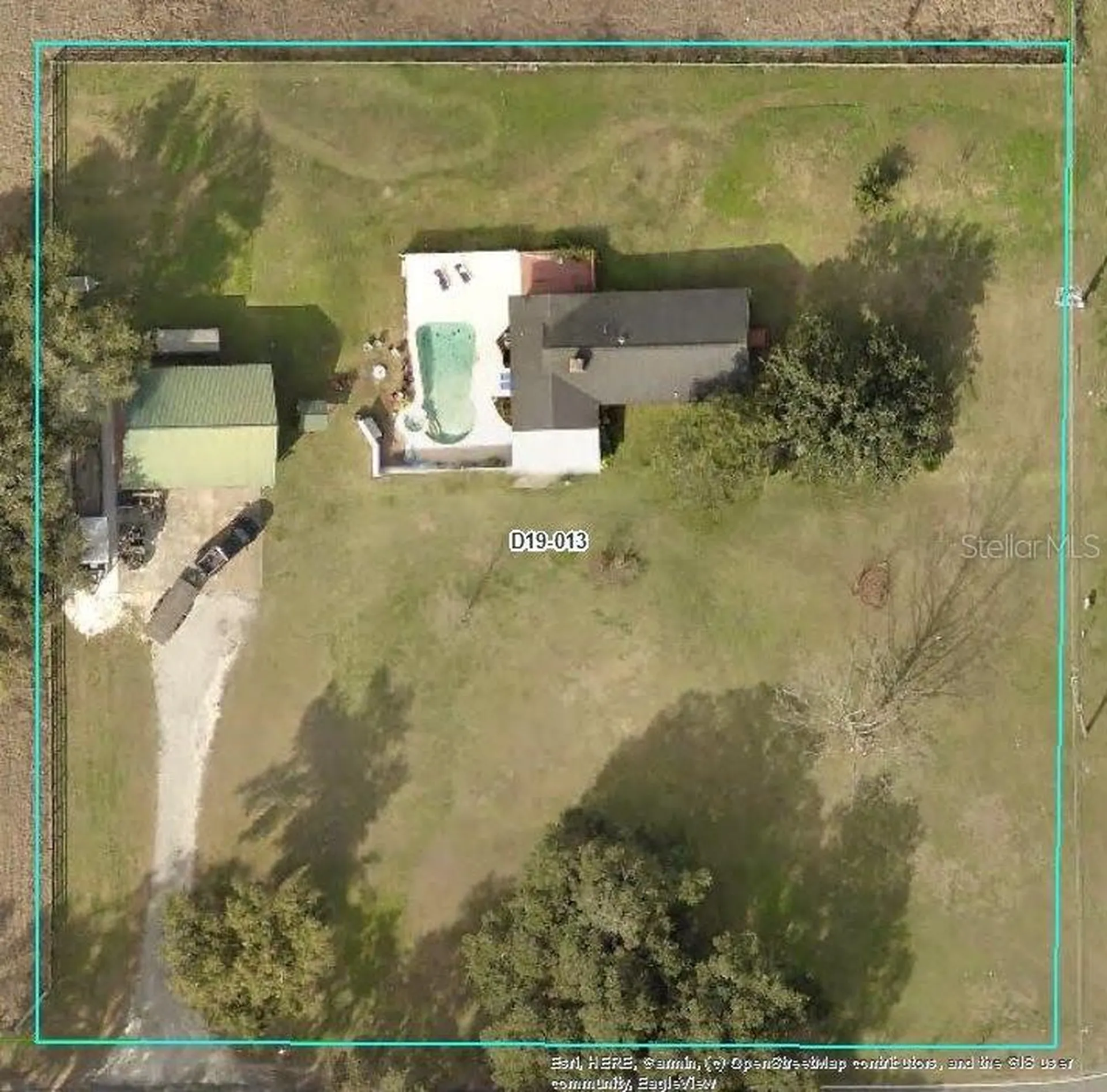 10038 N Us Highway 301 Oxford FL 34484
